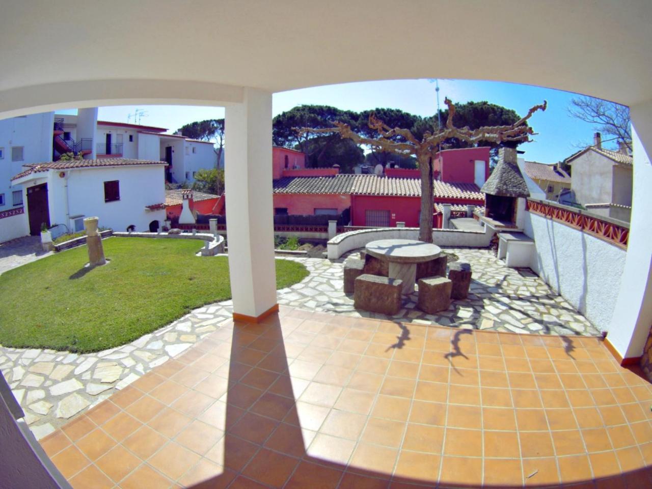 Vacay Apartamento Montgo, Agradable Jardin! En Costa Brava L'Escala! Ngoại thất bức ảnh