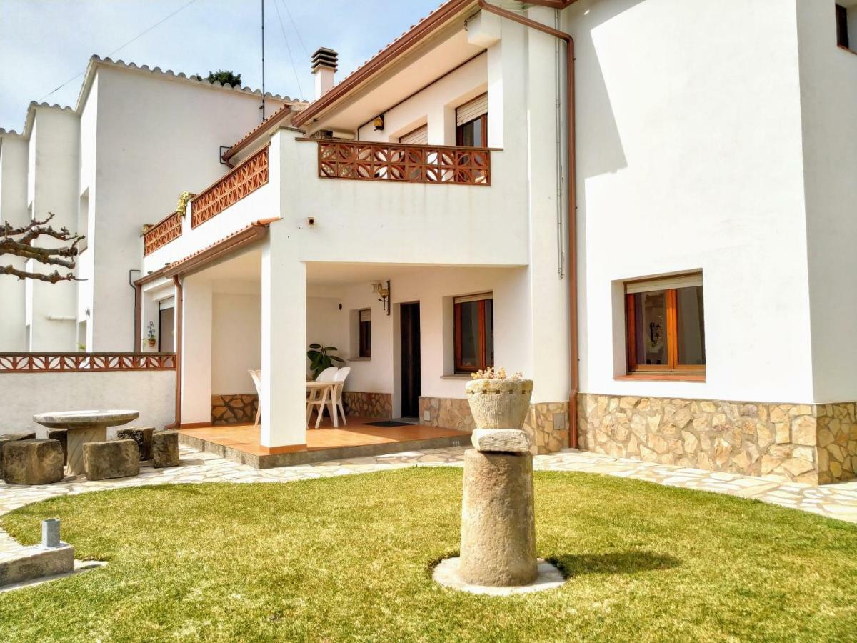 Vacay Apartamento Montgo, Agradable Jardin! En Costa Brava L'Escala! Ngoại thất bức ảnh